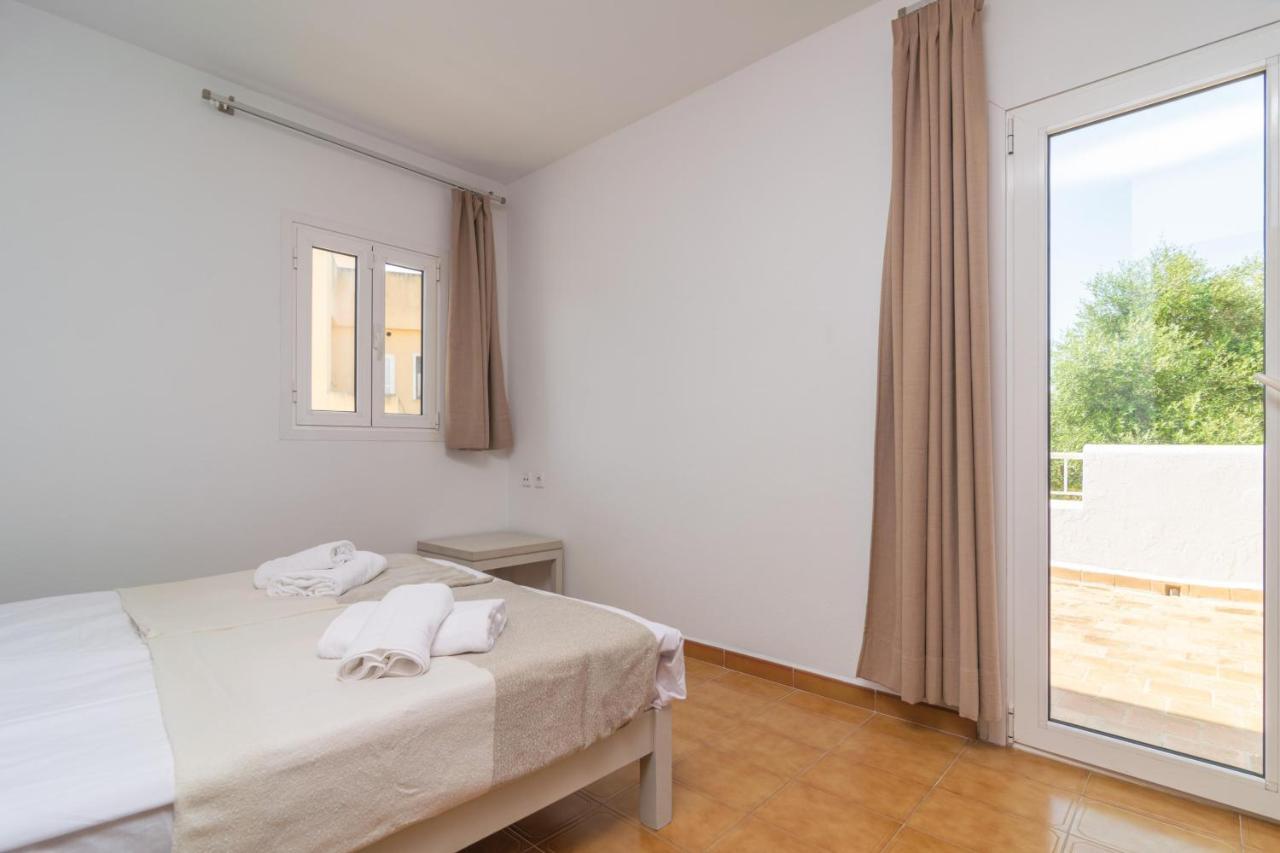 Blanca Villa *