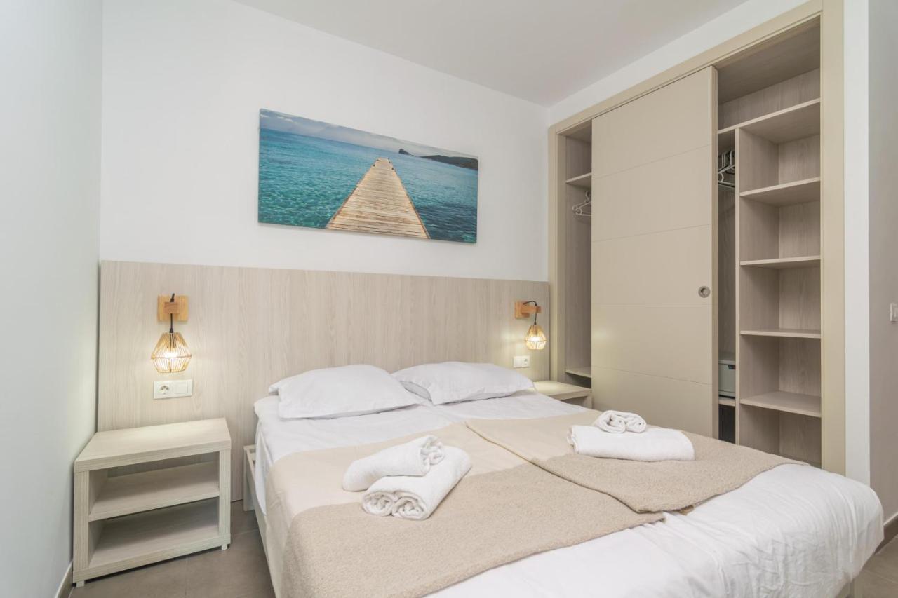 Blanca Villa Cala Ferrera (Mallorca)